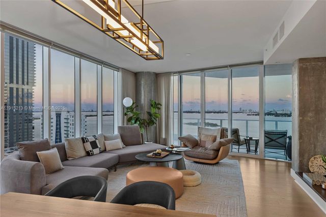 2020 N Bayshore Dr 2401, Miami, FL 33137