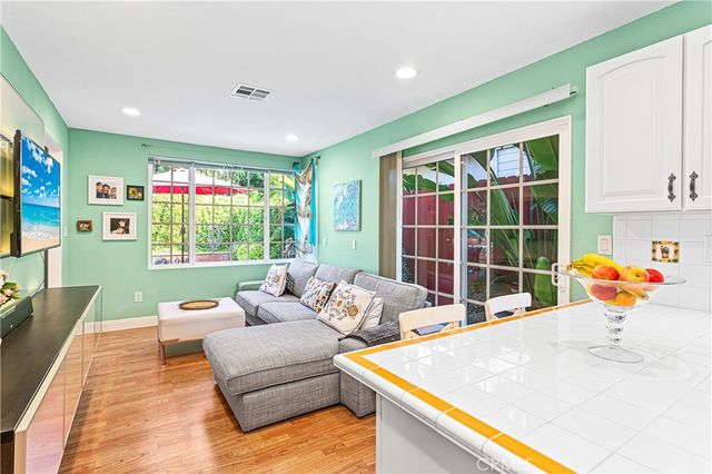 5101 Chateau, Irvine, CA 92604