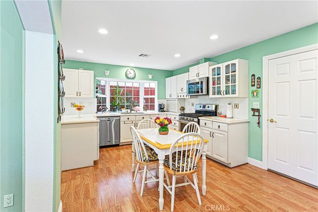 5101 Chateau, Irvine, CA 92604