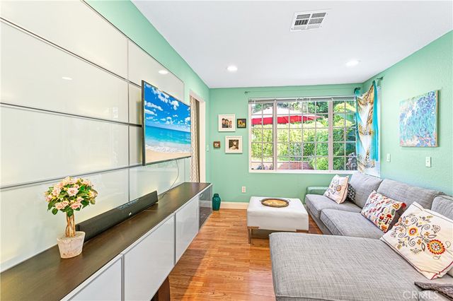 5101 Chateau, Irvine, CA 92604