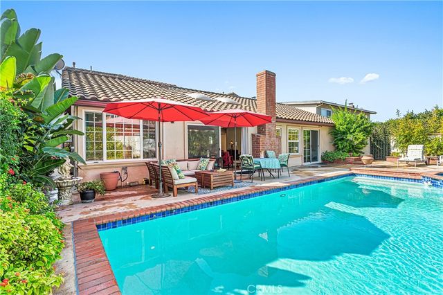 5101 Chateau, Irvine, CA 92604