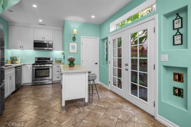 5101 Chateau, Irvine, CA 92604