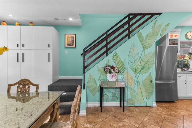 5101 Chateau, Irvine, CA 92604