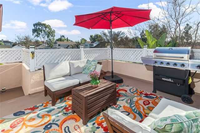 5101 Chateau, Irvine, CA 92604