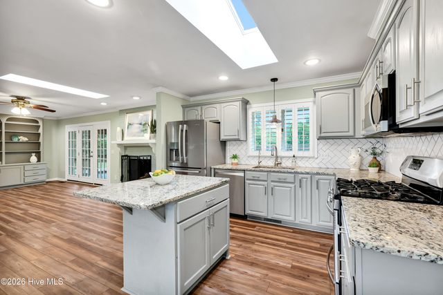 102 Chelsea Lane, Wilmington, NC 28409