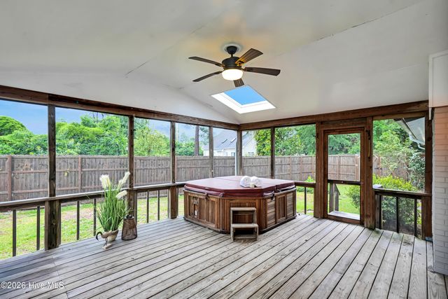 102 Chelsea Lane, Wilmington, NC 28409