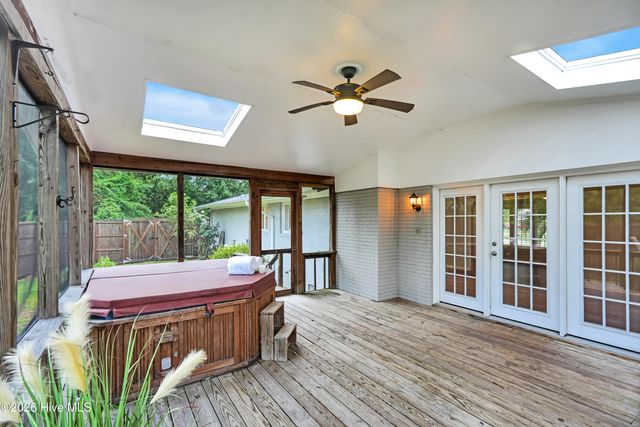 102 Chelsea Lane, Wilmington, NC 28409