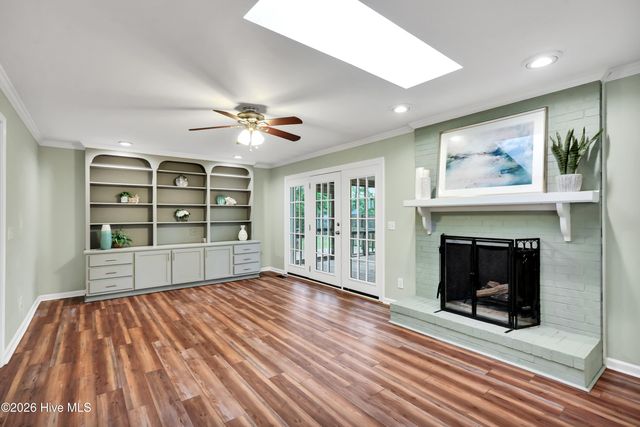 102 Chelsea Lane, Wilmington, NC 28409