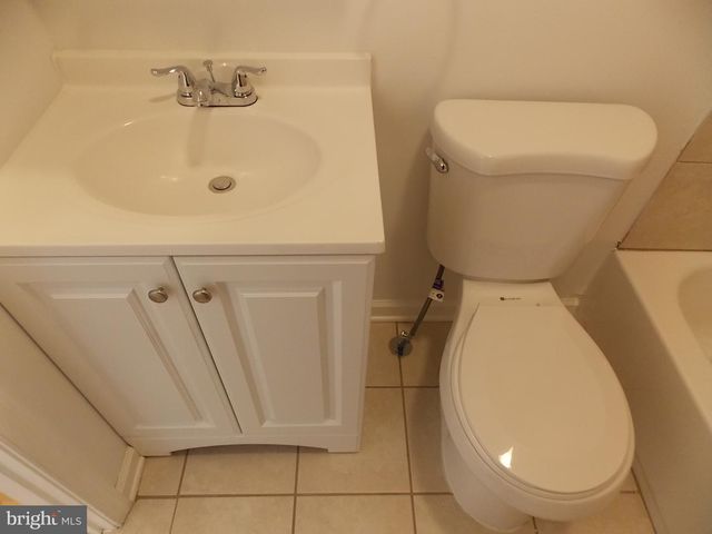5619 ARCH ST, Philadelphia, PA 19139