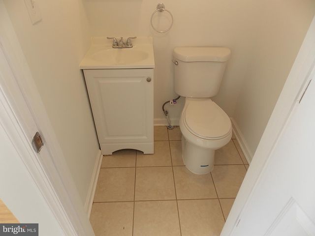 5619 ARCH ST, Philadelphia, PA 19139