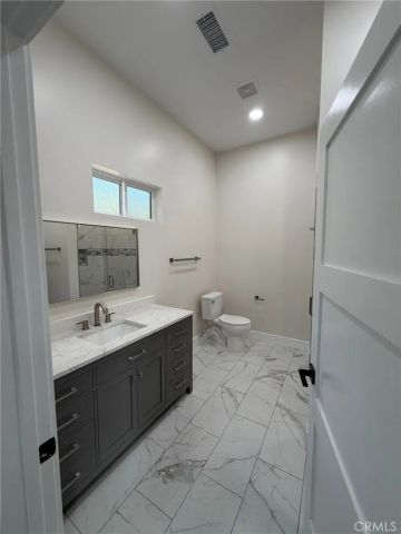 1295 W 25th 2, Upland, CA 91784