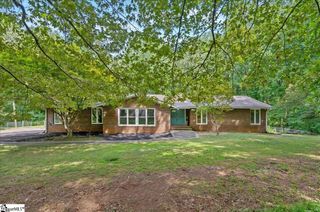 109 Nottingham Court, Easley, SC 29640