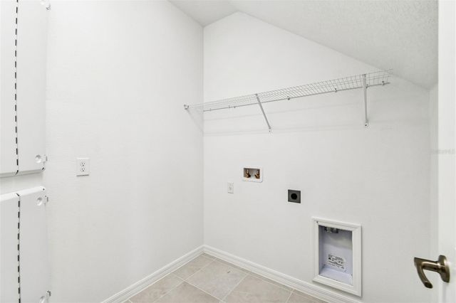 9322 HARTLINE WAY, Orlando, FL 32827