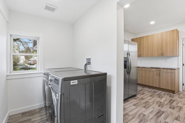 2313 E 5TH Ave, Spokane, WA 99202