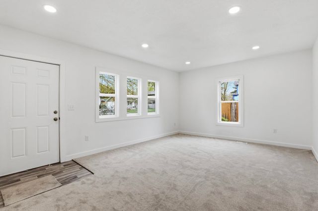 2313 E 5TH Ave, Spokane, WA 99202