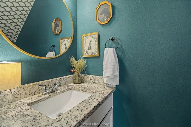 2111 Markley Drive, Bryan, TX 77807