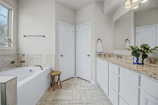 2111 Markley Drive, Bryan, TX 77807