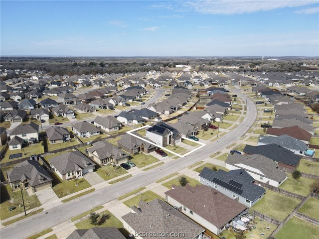 2111 Markley Drive, Bryan, TX 77807