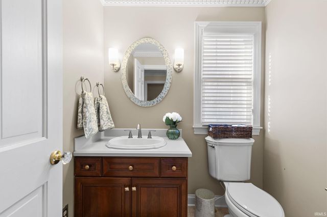 54511 Hunters Court, Elkhart, IN 46514