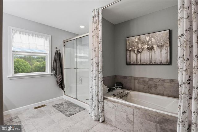 60 BLAINE DR, Manchester, PA 17345