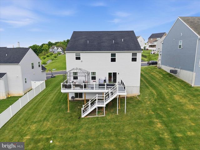 60 BLAINE DR, Manchester, PA 17345