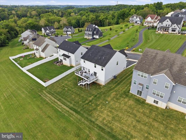 60 BLAINE DR, Manchester, PA 17345