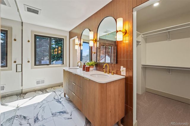 1656 Zenobia Street, Denver, CO 80204