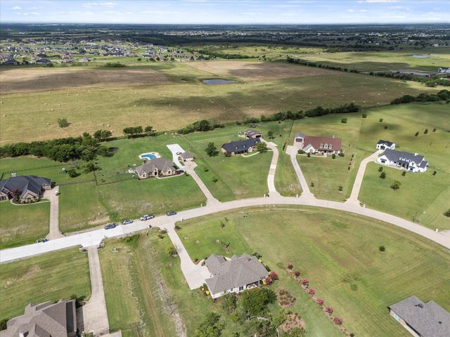157 Eagle Pass, Royse City, TX 75189