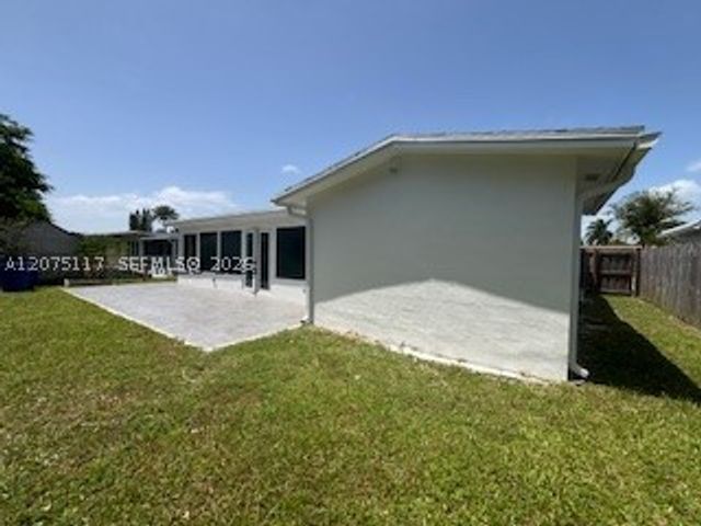 9020 NW 24PL, Sunrise, FL 33322