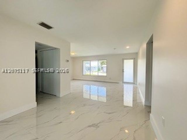9020 NW 24PL, Sunrise, FL 33322