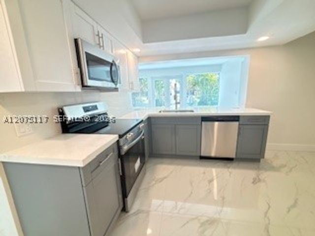 9020 NW 24PL, Sunrise, FL 33322