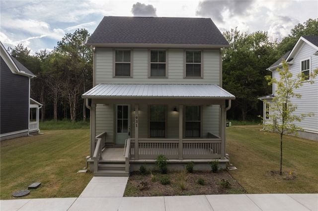 931 S Waxflower Avenue, Fayetteville, AR 72701