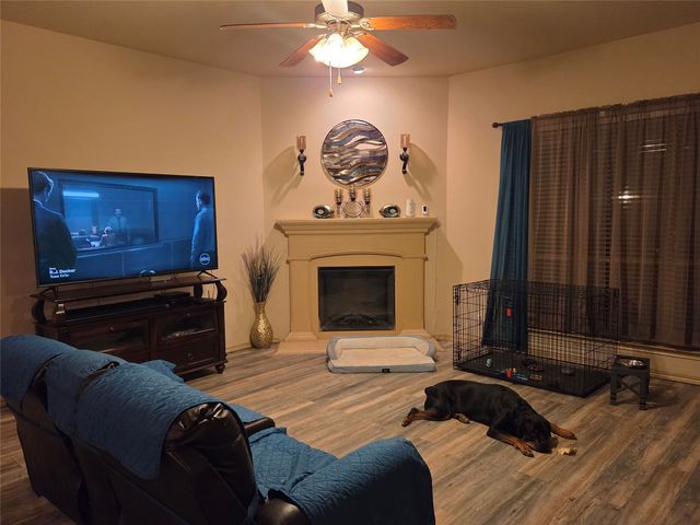 1026 Rio Vista Drive, Desoto, TX 75115