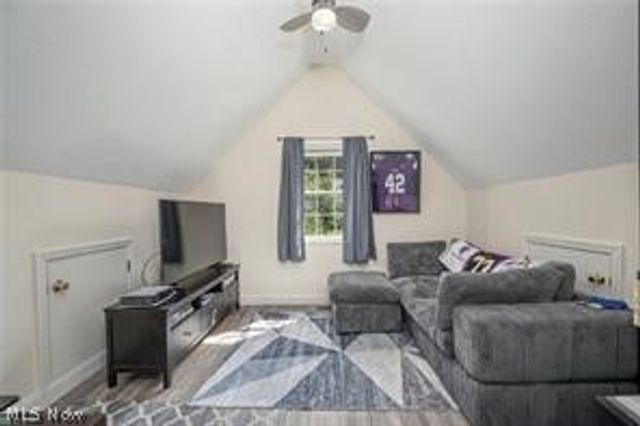2942 Robert Gary Court, Medina, OH 44256