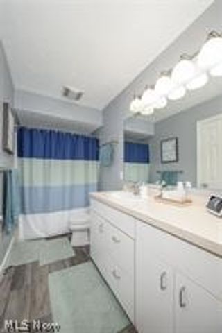 2942 Robert Gary Court, Medina, OH 44256
