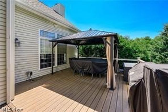2942 Robert Gary Court, Medina, OH 44256