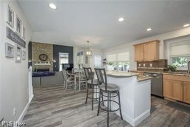 2942 Robert Gary Court, Medina, OH 44256