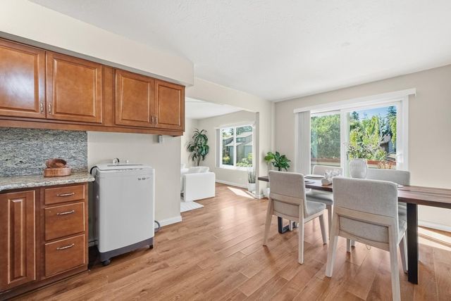 701 N Rengstorff 7, Mountain View, CA 94043