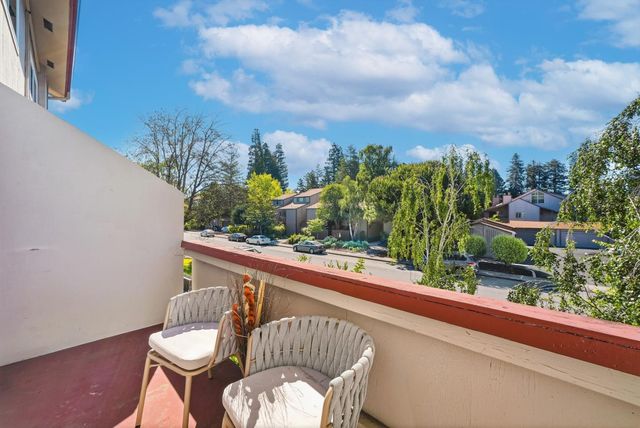 701 N Rengstorff 7, Mountain View, CA 94043