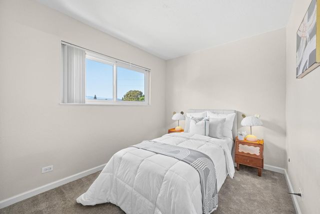 701 N Rengstorff 7, Mountain View, CA 94043