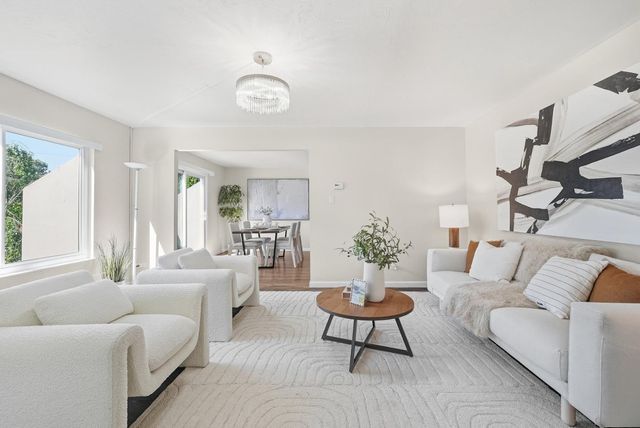 701 N Rengstorff 7, Mountain View, CA 94043