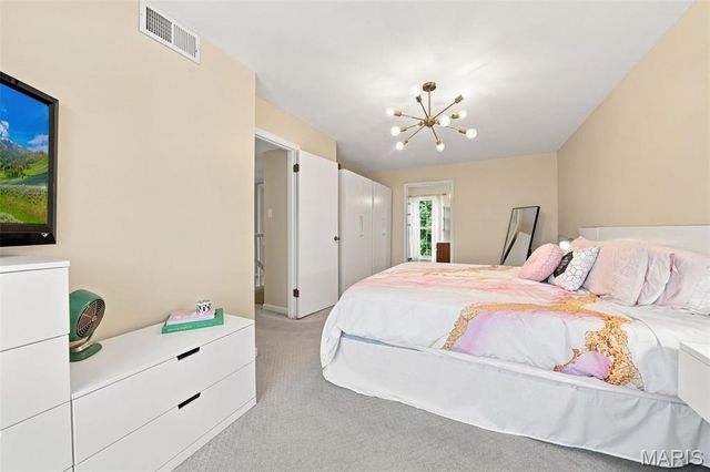13536 Coliseum Drive, Chesterfield, MO 63017