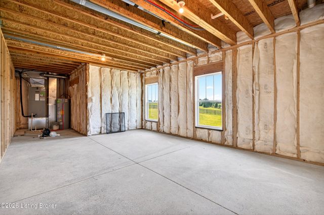 37 Landsdown Ct, Fisherville, KY 40023