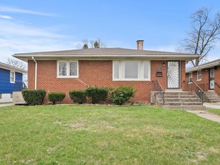 339 Clyde Avenue, Calumet City, IL 60409