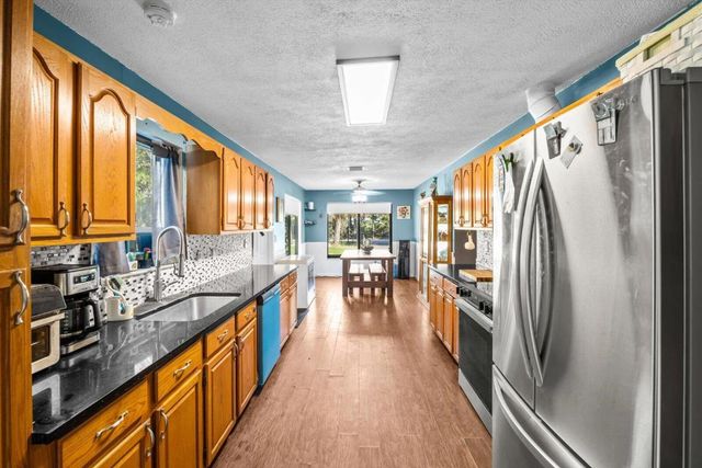 16888 W Hialeah Drive, The Acreage, FL 33470