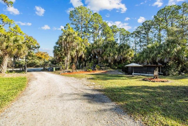 16888 W Hialeah Drive, The Acreage, FL 33470