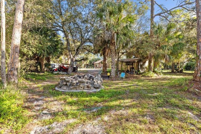 16888 W Hialeah Drive, The Acreage, FL 33470