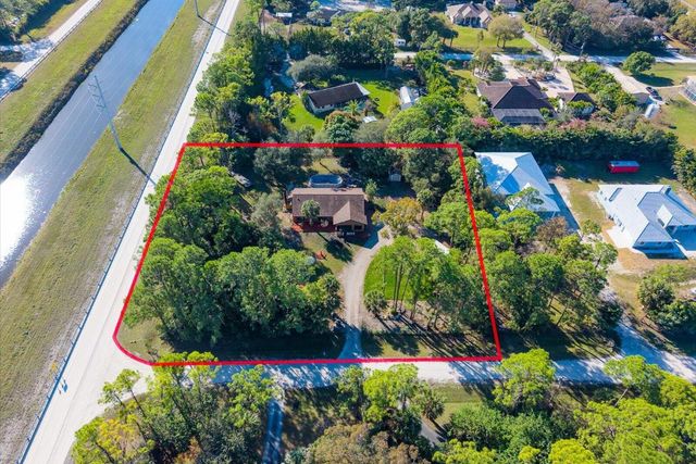 16888 W Hialeah Drive, The Acreage, FL 33470