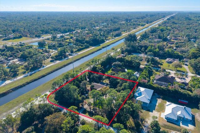 16888 W Hialeah Drive, The Acreage, FL 33470