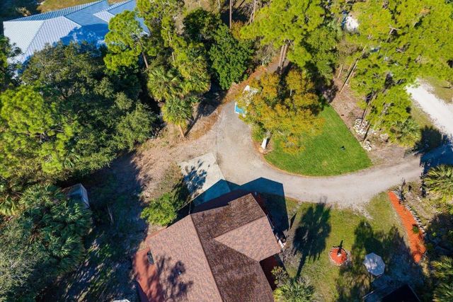 16888 W Hialeah Drive, The Acreage, FL 33470